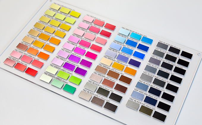 Wide-color variation, dyes for aluminum anodizing